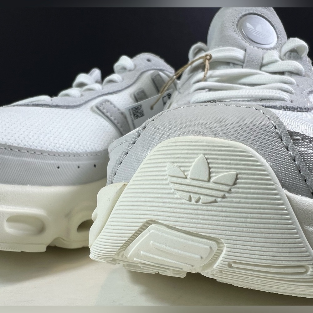 🆕 Adidas Originals Adifom Megaride in White and Grey Sneakers Women’s Size: 9 - Picture 8 of 15